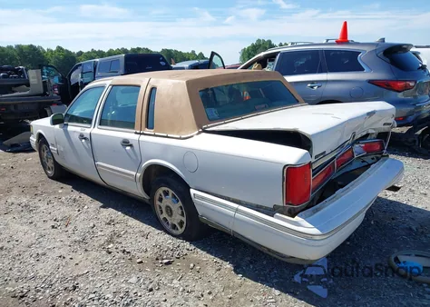 1997 Lincoln Town Car Signature из США, поврежденный, VIN 1LNLM82W8VY709426